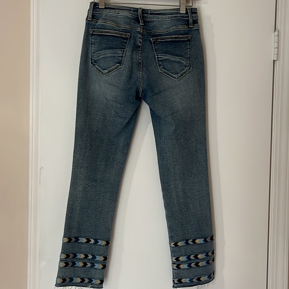 Driftwood Colette Crop Aztec Jeans - Picture 4 of 9